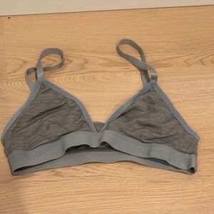 Icebreaker merino wool Siren bra size medium